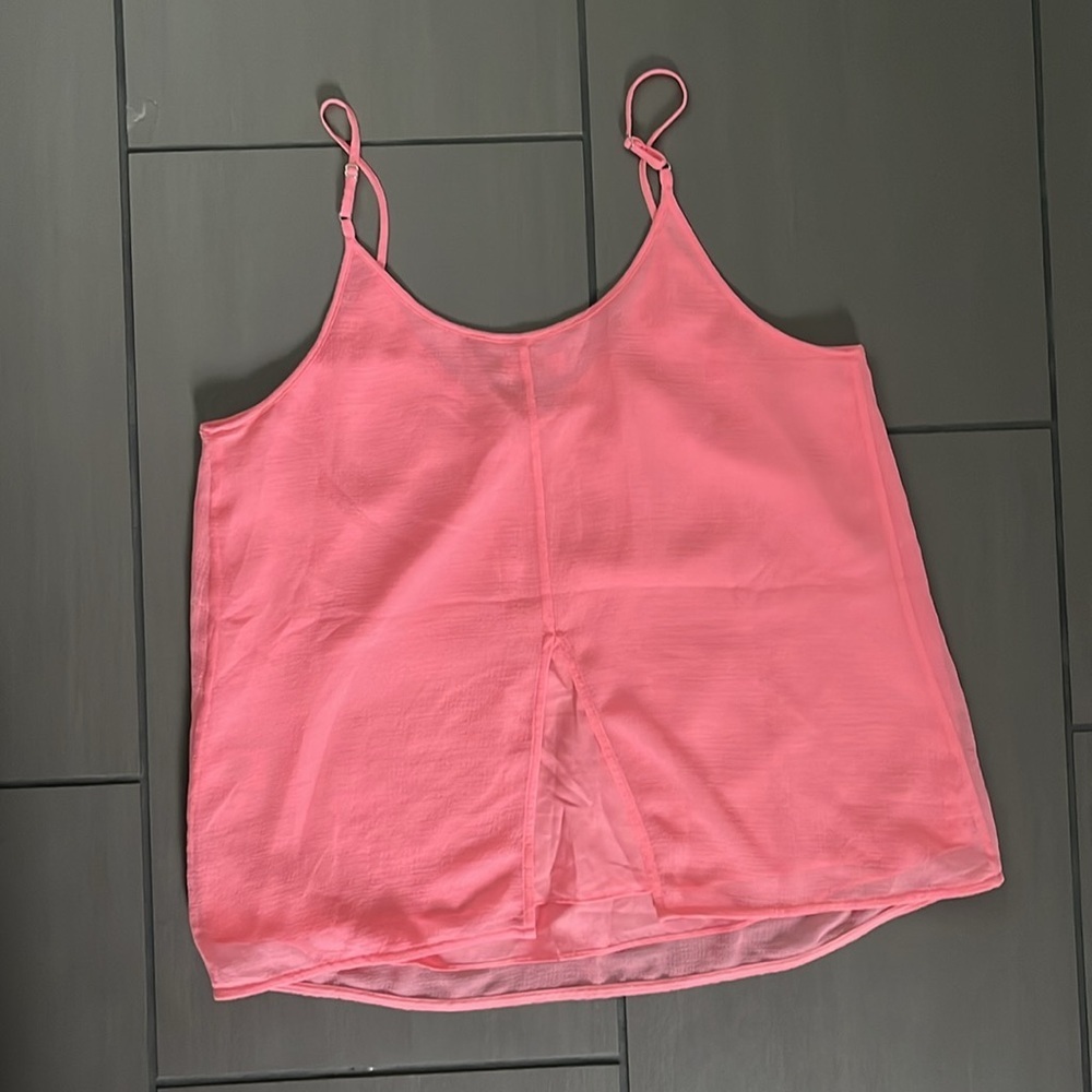 Pink Tank - Picture 3 of 3